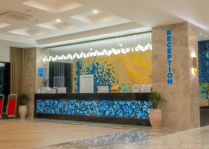 Dream Water World 5* Side