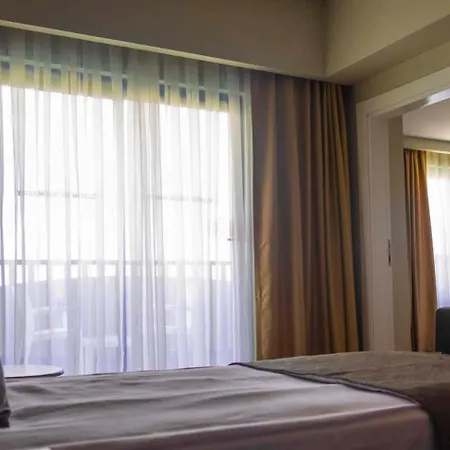 Dream Water World Hotel Side