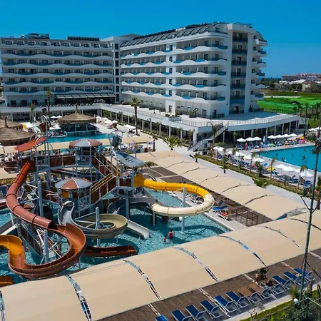 Dream Water World Side