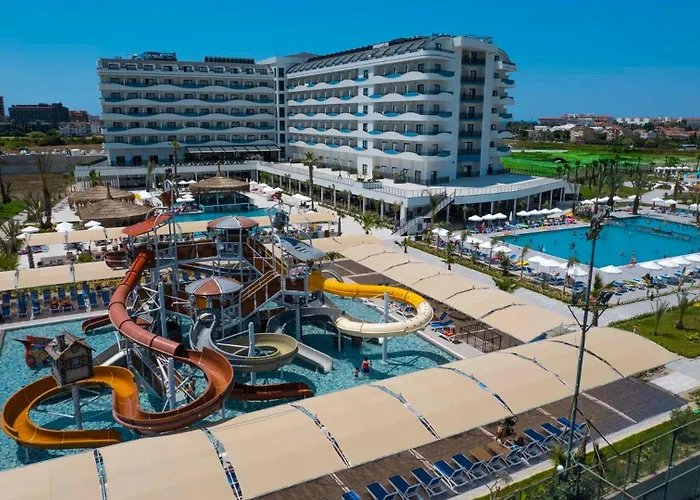 Dream Water World Side