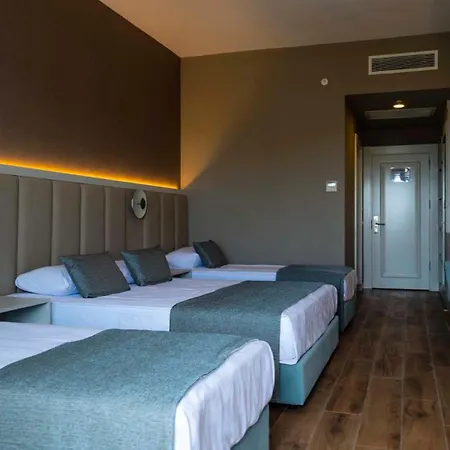 Dream Water World Hotell Side
